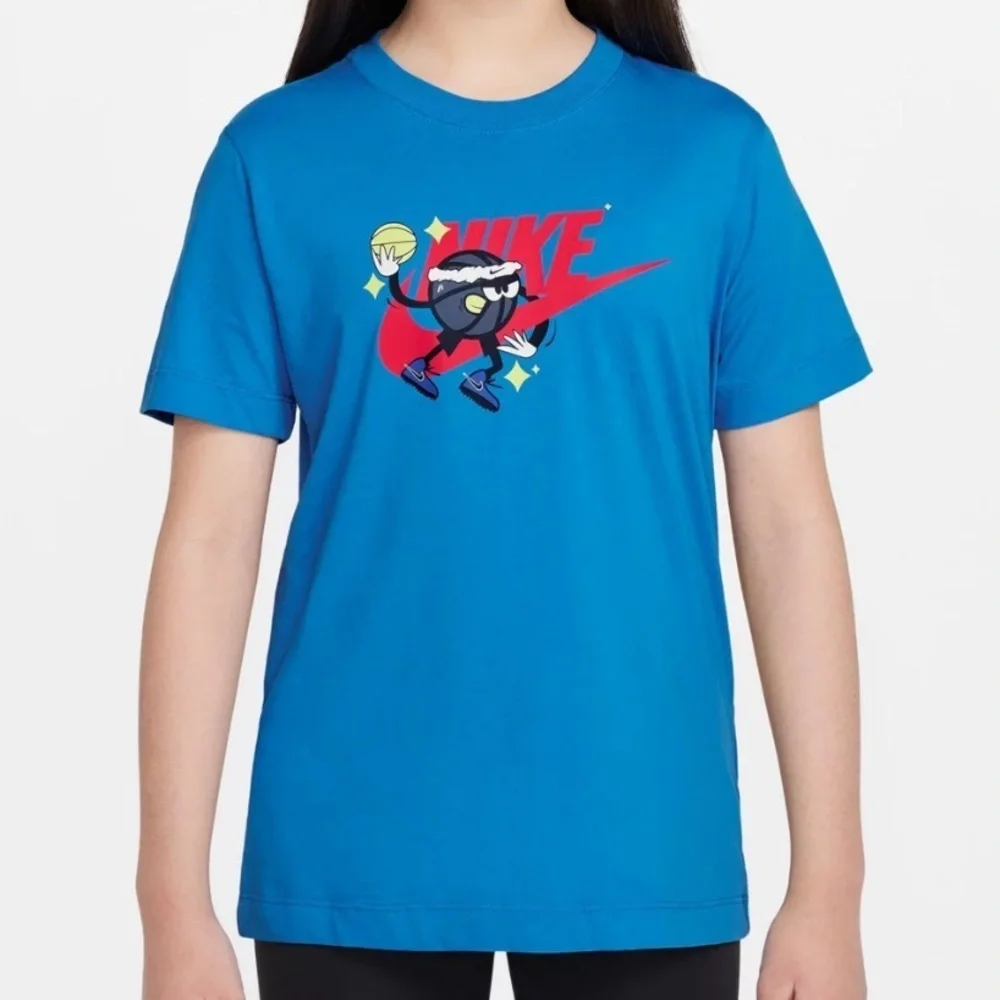 Nike NEW Boys Size Large Basketball Hoops Graphic Short Sleeve Blue Tee
